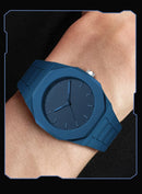 Minimalist Quartz Watch for Men – Lightweight Waterproof Sports & Business Wristwatch